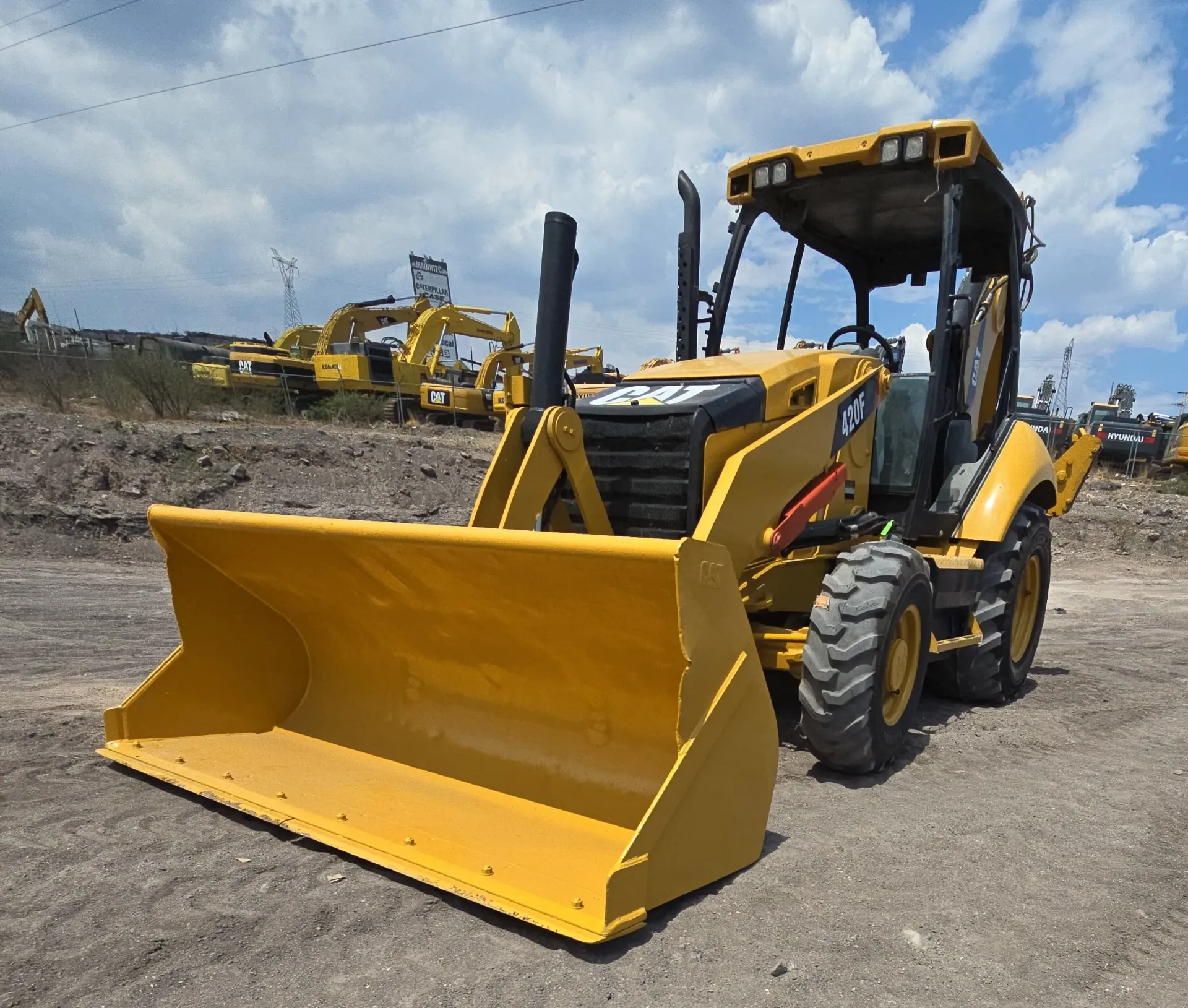 2014 CATERPILLAR 420F 4x4