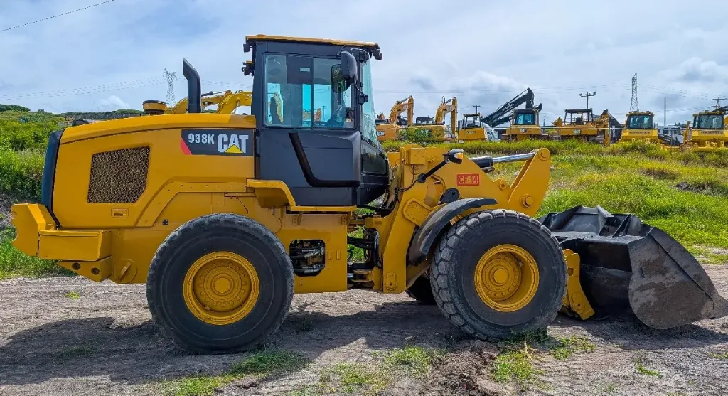 2014 CATERPILLAR 938K