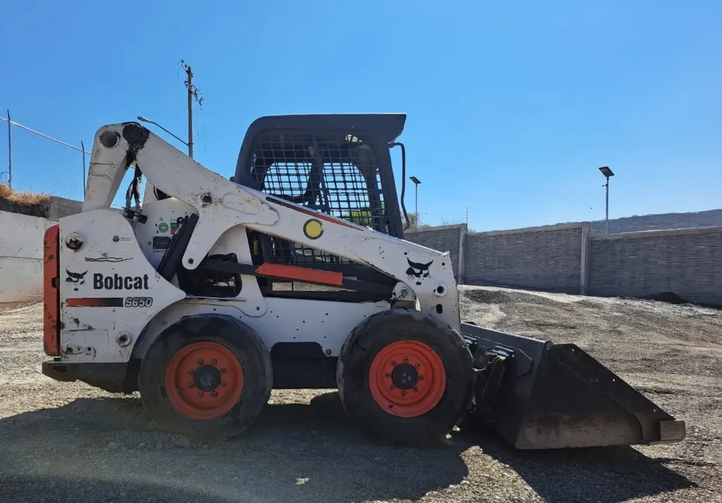 2016 BOBCAT S650