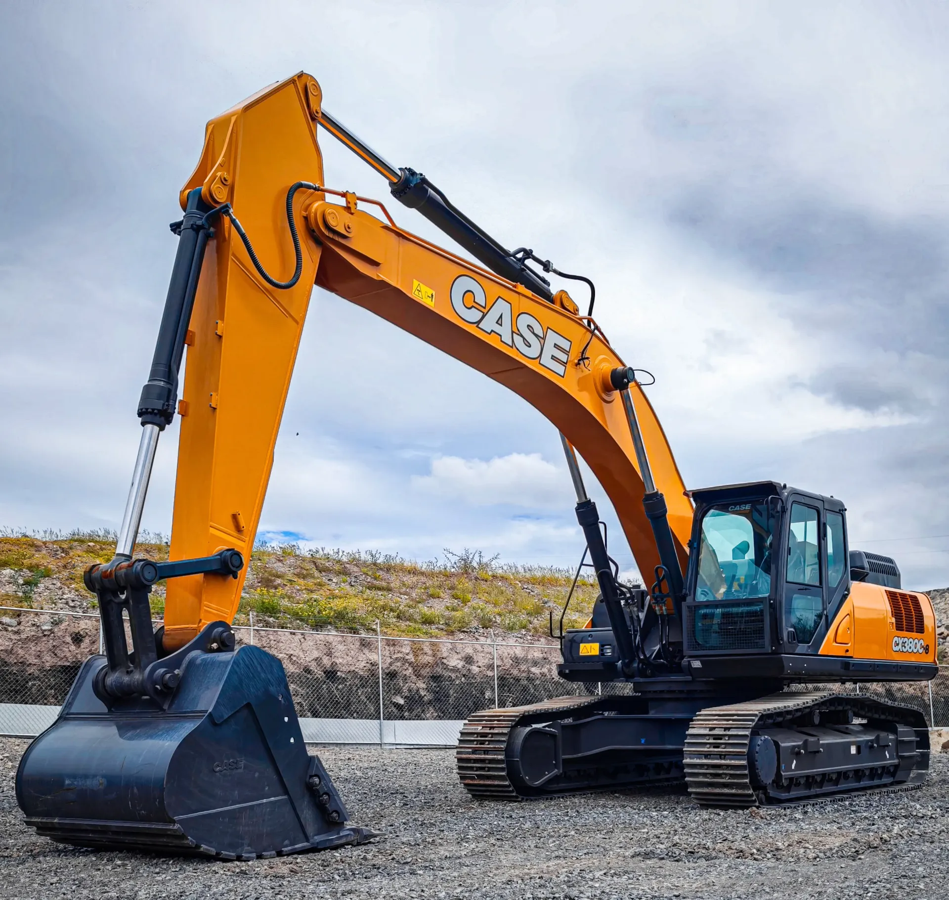 2021 CASE CX380C-8