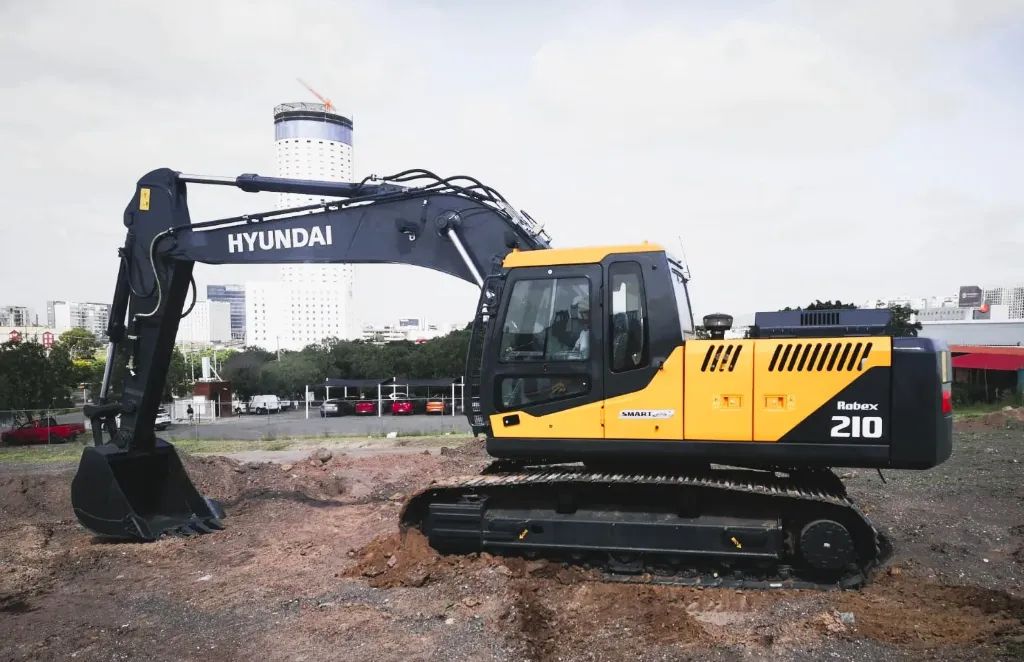 HYUNDAI R210 SMART